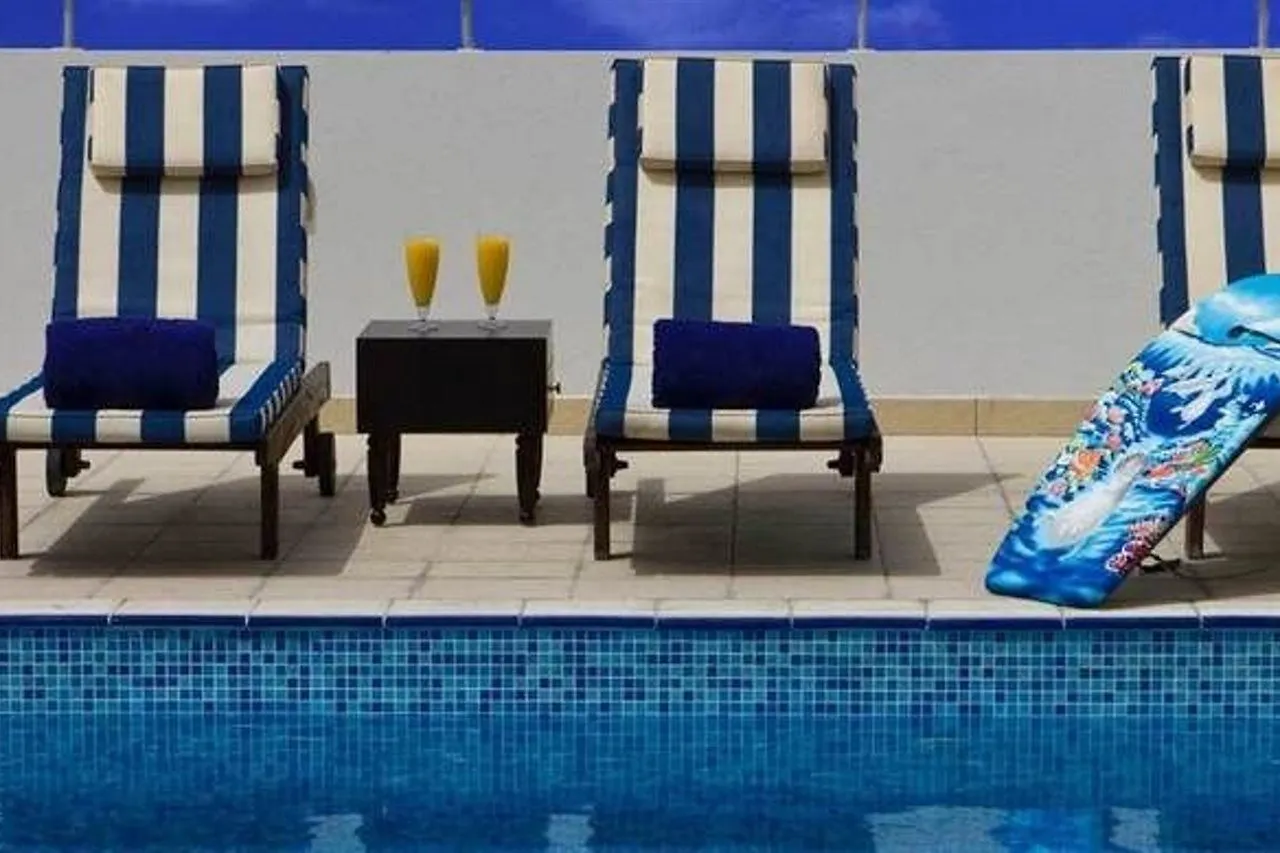 Pearl Coast Premier Hotel Apartments Dubai
